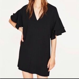 Zara VNeck Black Shift Dress Size Small